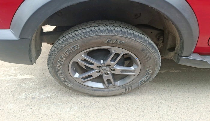 2021 Mahindra Thar LX PETROL HT 4WD AT, Petrol, Automatic, 26,898 km, tyre