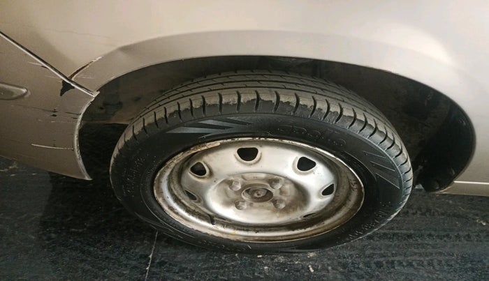 2010 Maruti Alto K10 LXI, Petrol, Manual, 74,555 km, tyre