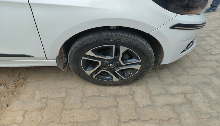 2019 Tata Tiago XZA PLUS PETROL, Petrol, Automatic, 70,430 km, tyre