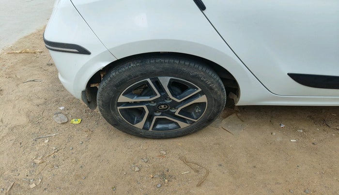 2019 Tata Tiago XZA PLUS PETROL, Petrol, Automatic, 70,430 km, tyre