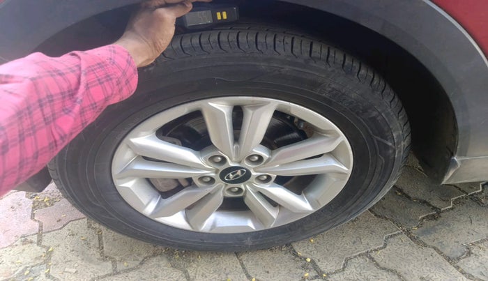 2016 Hyundai Creta SX 1.6 DIESEL, Diesel, Manual, 1,32,000 km, tyre