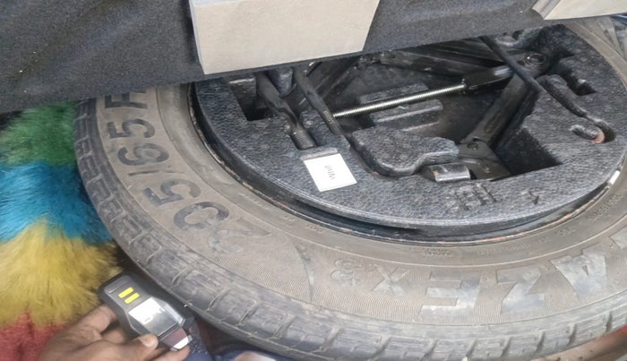 2016 Hyundai Creta SX 1.6 DIESEL, Diesel, Manual, 1,32,000 km, tyre