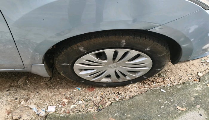 2012 Maruti Ertiga VDI, Diesel, Manual, 53,200 km, tyre