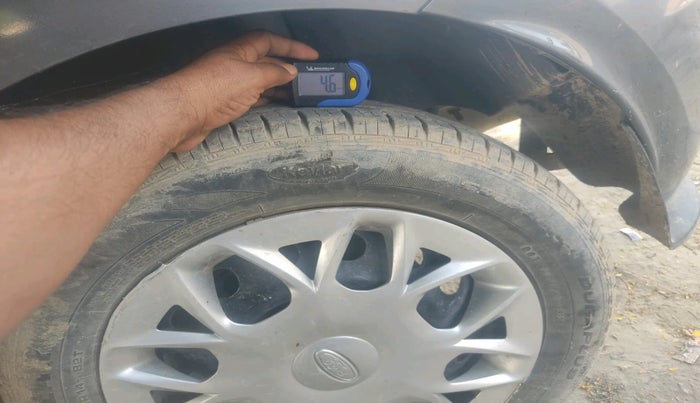 2017 Ford New Figo AMBIENTE 1.2 PETROL ABS, Petrol, Manual, 47,792 km, tyre