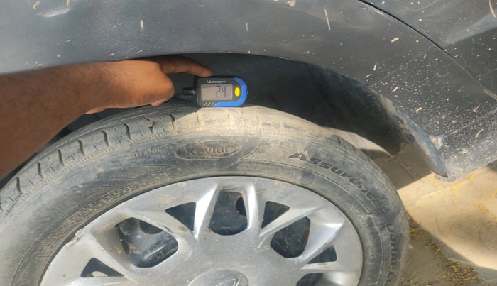 2017 Ford New Figo AMBIENTE 1.2 PETROL ABS, Petrol, Manual, 47,792 km, tyre