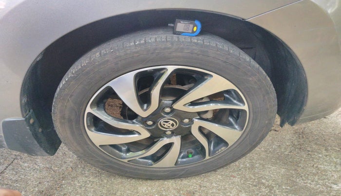 2020 Toyota Glanza V CVT, Petrol, Automatic, 1,09,352 km, tyre