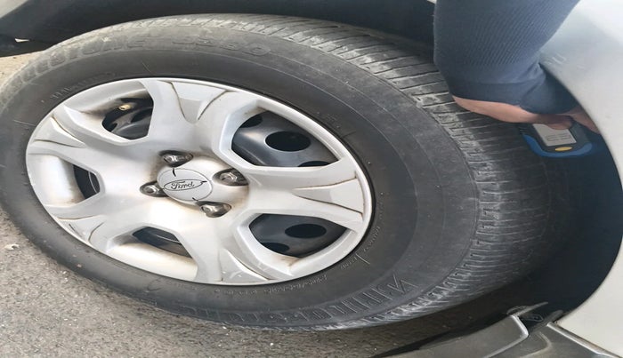 2014 Ford Ecosport TREND 1.5L DIESEL, Diesel, Manual, 87,278 km, tyre