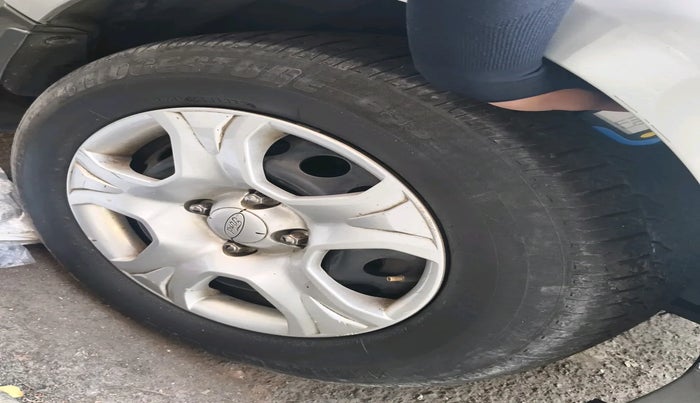 2014 Ford Ecosport TREND 1.5L DIESEL, Diesel, Manual, 87,278 km, tyre