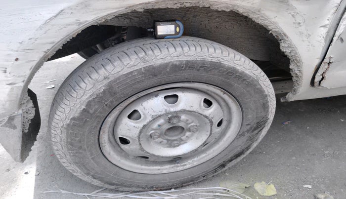 2018 Maruti Eeco 7 STR, Petrol, Manual, 1,37,171 km, tyre