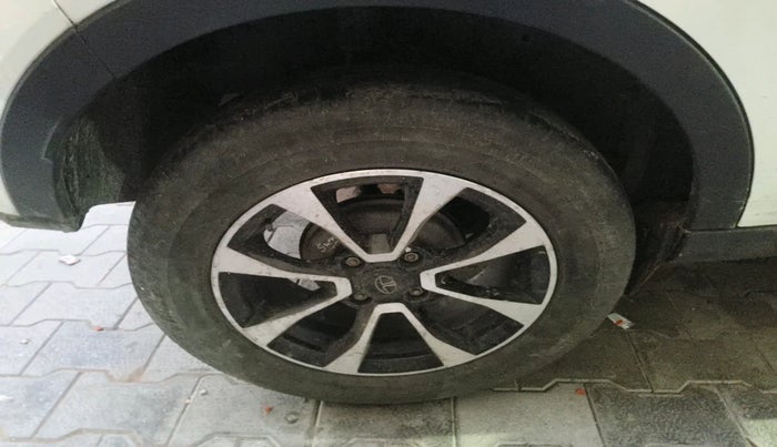 2023 Tata NEXON XM DIESEL, Diesel, Manual, 45,985 km, tyre