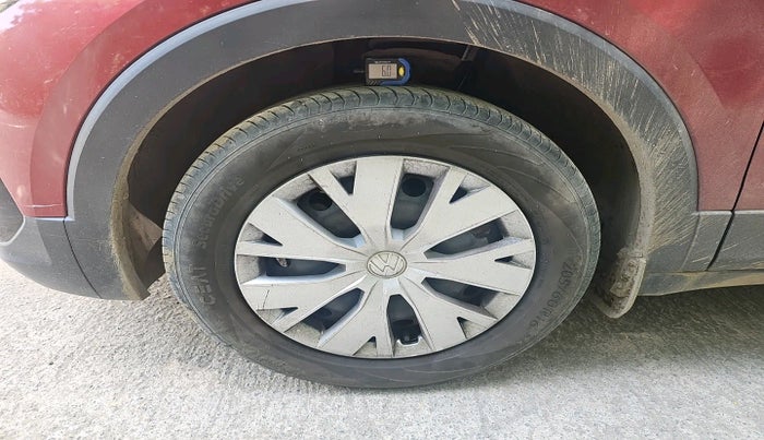 2023 Volkswagen TAIGUN COMFORTLINE 1.0 TSI MT, Petrol, Manual, 5,169 km, tyre