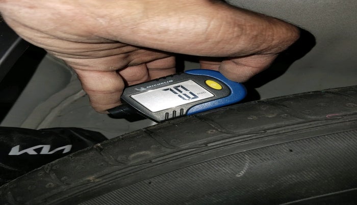 2023 KIA SONET HTK PLUS 1.0 IMT, Petrol, Manual, 27,430 km, tyre