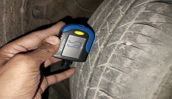 2023 KIA SONET HTK PLUS 1.0 IMT, Petrol, Manual, 27,430 km, tyre