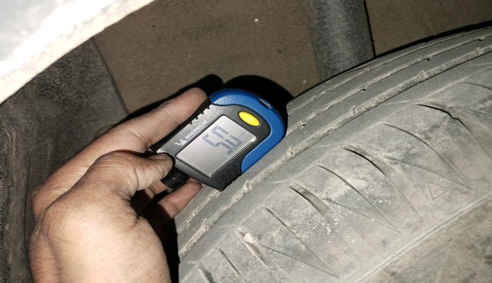 2023 KIA SONET HTK PLUS 1.0 IMT, Petrol, Manual, 27,430 km, tyre