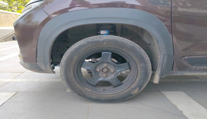 2022 Renault Kiger RXT MT, Petrol, Manual, 51,569 km, tyre