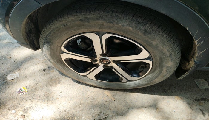 2021 Tata NEXON XZA PLUS (O) PETROL, Petrol, Automatic, 25,366 km, tyre