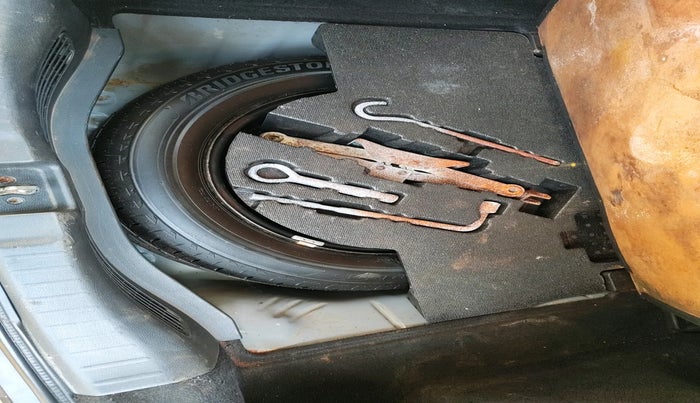 2017 Honda WR-V 1.5L I-DTEC VX MT, Diesel, Manual, 33,998 km, tyre