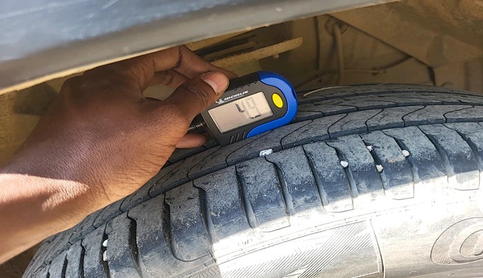 2016 Maruti Vitara Brezza ZDI PLUS, Diesel, Manual, 73,626 km, tyre