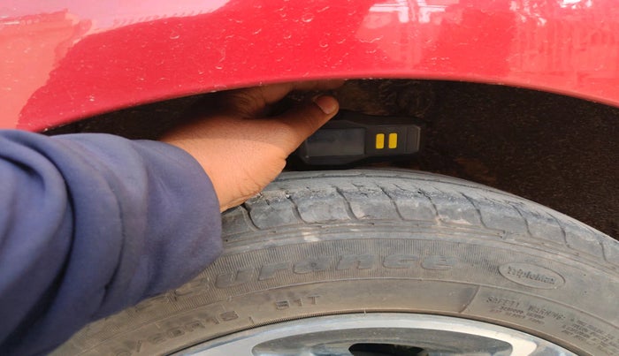 2020 Hyundai AURA SX 1.2 (O), Petrol, Manual, 29,747 km, tyre