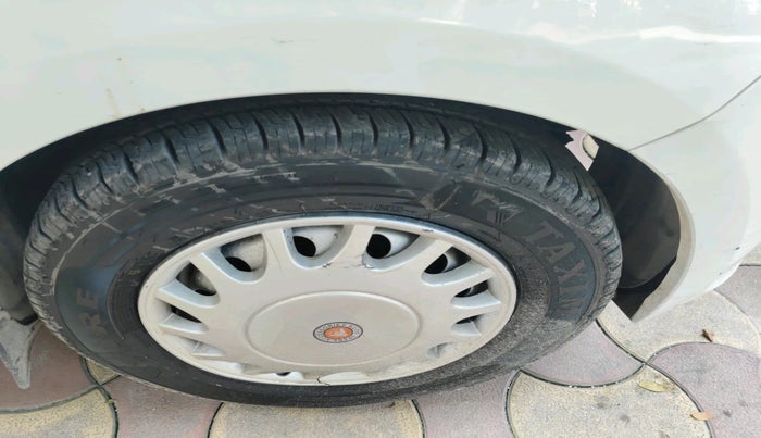 2012 Hyundai i10 ERA 1.1, Petrol, Manual, 35,925 km, tyre