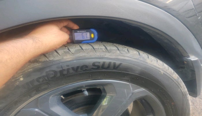 2021 Tata NEXON XZ PLUS (O) PETROL DARK EDITION, Petrol, Manual, 1,20,274 km, tyre