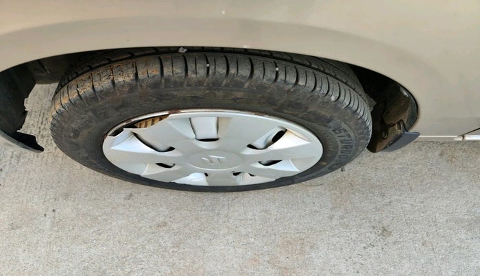 2010 Maruti Alto K10 LXI, Petrol, Manual, 1,05,079 km, tyre