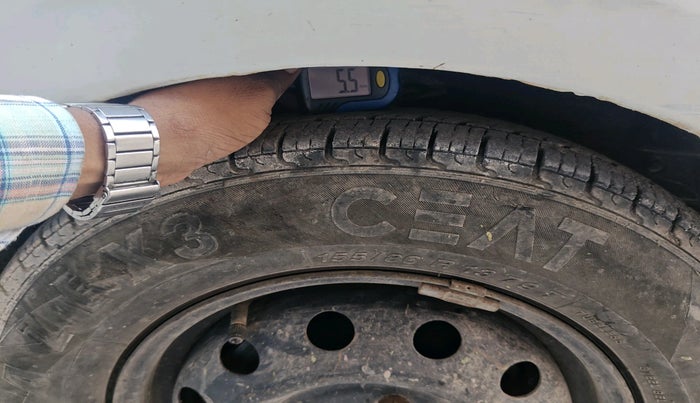 2014 Hyundai i10 MAGNA 1.1, Petrol, Manual, 60,975 km, tyre