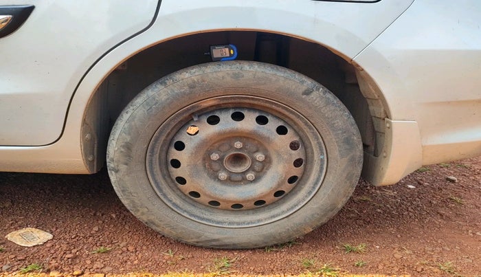 2018 Maruti Ertiga VXI, Petrol, Manual, 82,299 km, tyre