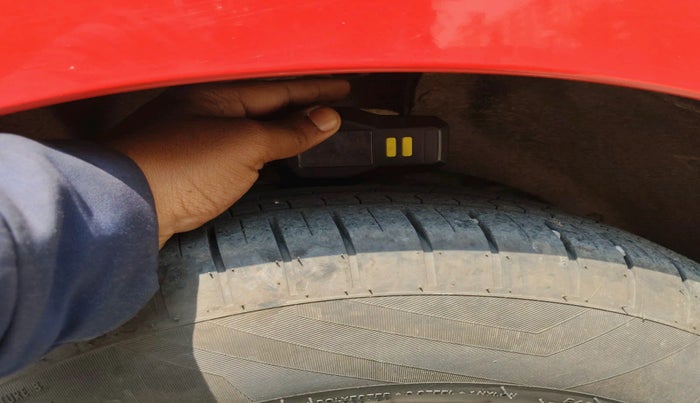 2018 Maruti Swift ZXI AMT, Petrol, Automatic, 75,132 km, tyre