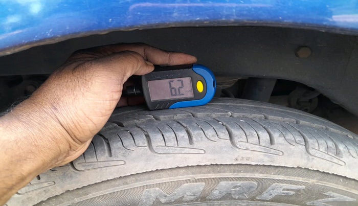 2015 Maruti Alto 800 LXI, Petrol, Manual, 34,355 km, tyre