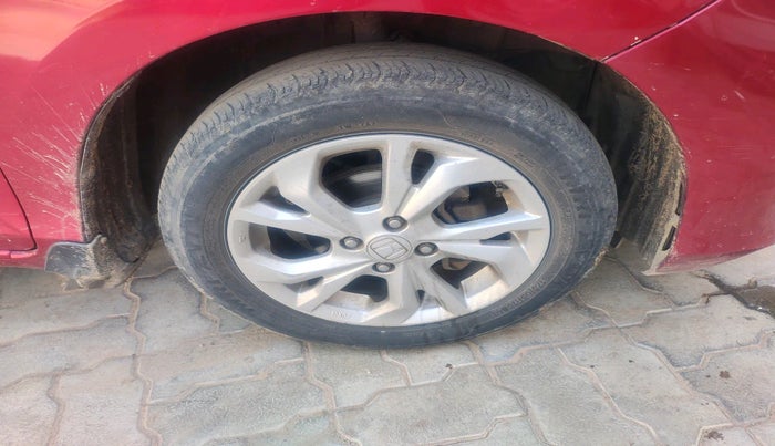 2018 Honda Amaze 1.2L I-VTEC VX, Petrol, Manual, 46,902 km, tyre