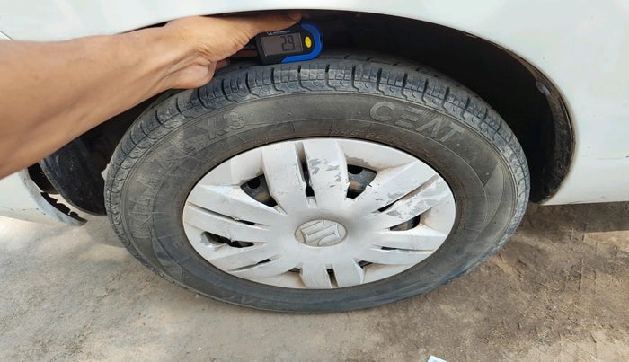 2015 Maruti Alto 800 LXI, Petrol, Manual, 1,28,648 km, tyre