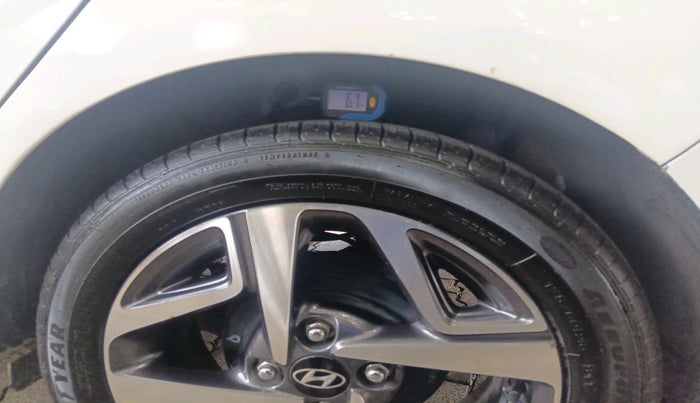 2022 Hyundai AURA SX PLUS 1.2 AMT, Petrol, Automatic, 53,101 km, tyre