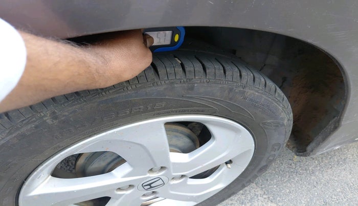 2014 Honda City 1.5L I-DTEC VX, Diesel, Manual, 1,23,695 km, tyre