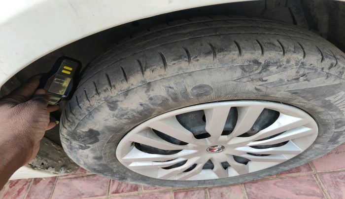 2012 Maruti Swift Dzire VXI, Petrol, Manual, 56,280 km, tyre