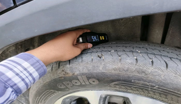 2024 Maruti Grand Vitara SIGMA SMART HYBRID, Petrol, Manual, 29,153 km, tyre