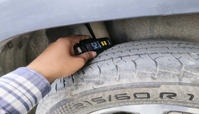 2024 Maruti Grand Vitara SIGMA SMART HYBRID, Petrol, Manual, 29,153 km, tyre