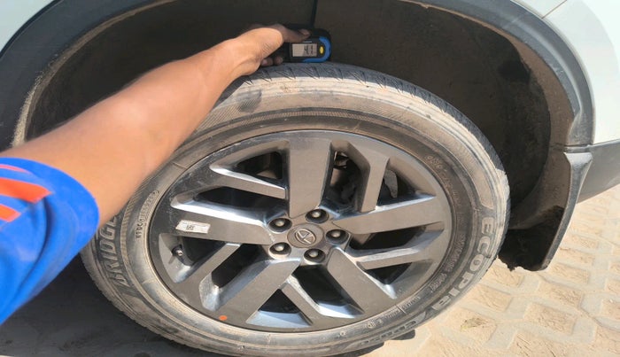 2021 Tata Safari XT PLUS, Diesel, Manual, 60,671 km, tyre