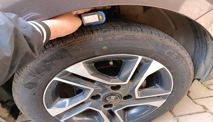 2018 Tata TIGOR XZA PETROL, Petrol, Automatic, 47,340 km, tyre