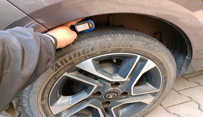 2018 Tata TIGOR XZA PETROL, Petrol, Automatic, 47,340 km, tyre