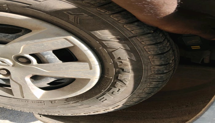 2017 Renault Kwid RXL, Petrol, Manual, 58,843 km, tyre