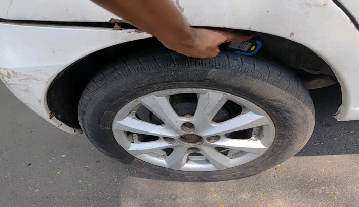 2012 Tata Indica EV2 LX, Diesel, Manual, 2,42,300 km, tyre