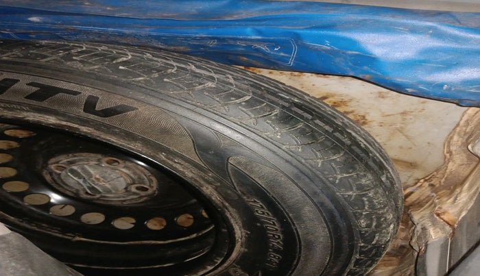 2019 Honda Amaze 1.2L I-VTEC VX, Petrol, Manual, 1,24,970 km, tyre