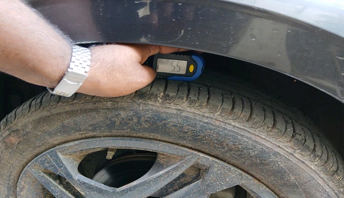 2021 Hyundai NEW I20 SPORTZ 1.2 AT, Petrol, Automatic, 14,900 km, tyre