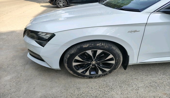 2020 Skoda Superb L&K 2.0 TSI AT, Petrol, Automatic, 48,016 km, tyre