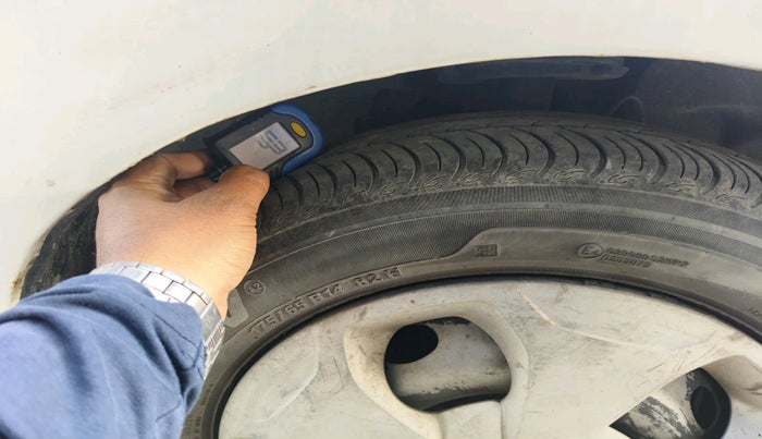 2020 Tata Tiago XT PETROL, Petrol, Manual, 57,168 km, tyre