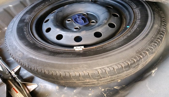 2019 Maruti Dzire VXI, Petrol, Manual, 1,03,686 km, tyre