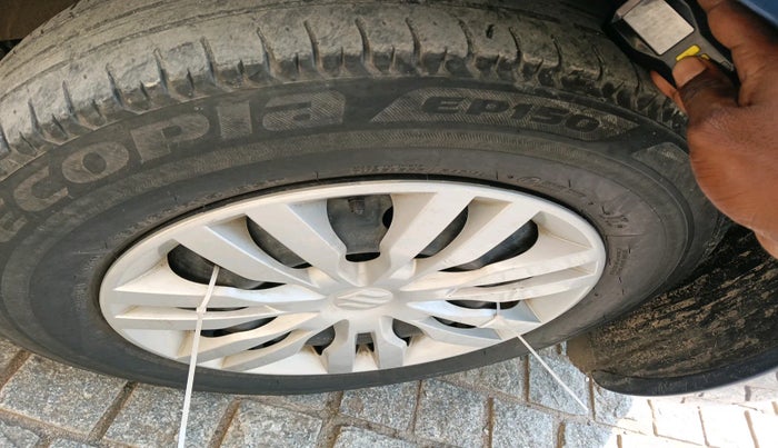 2019 Maruti Dzire VXI, Petrol, Manual, 1,03,686 km, tyre