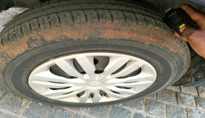 2019 Maruti Dzire VXI, Petrol, Manual, 1,03,686 km, tyre