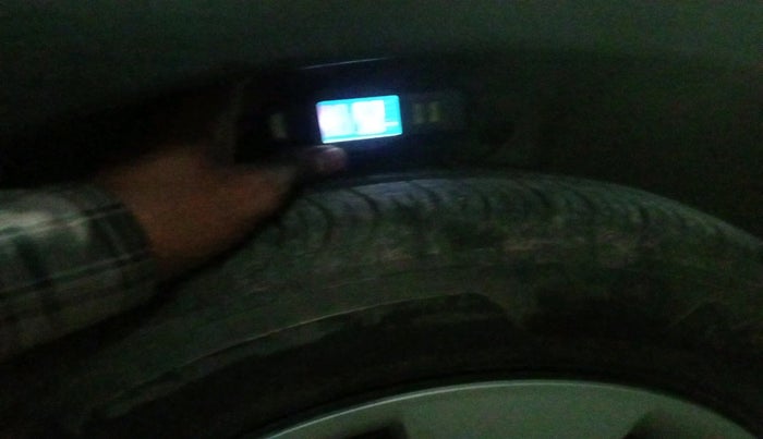 2024 Maruti WAGON R MAV VX, Petrol, Manual, 14,409 km, tyre